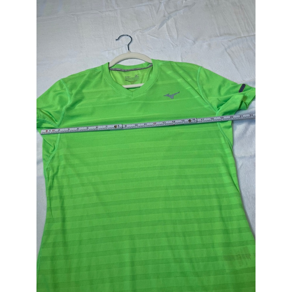 Mizuno Mens Small Breath Thermo Japan Engineered Running Shirt Lime Green V-Neck - Picture 6 of 13
